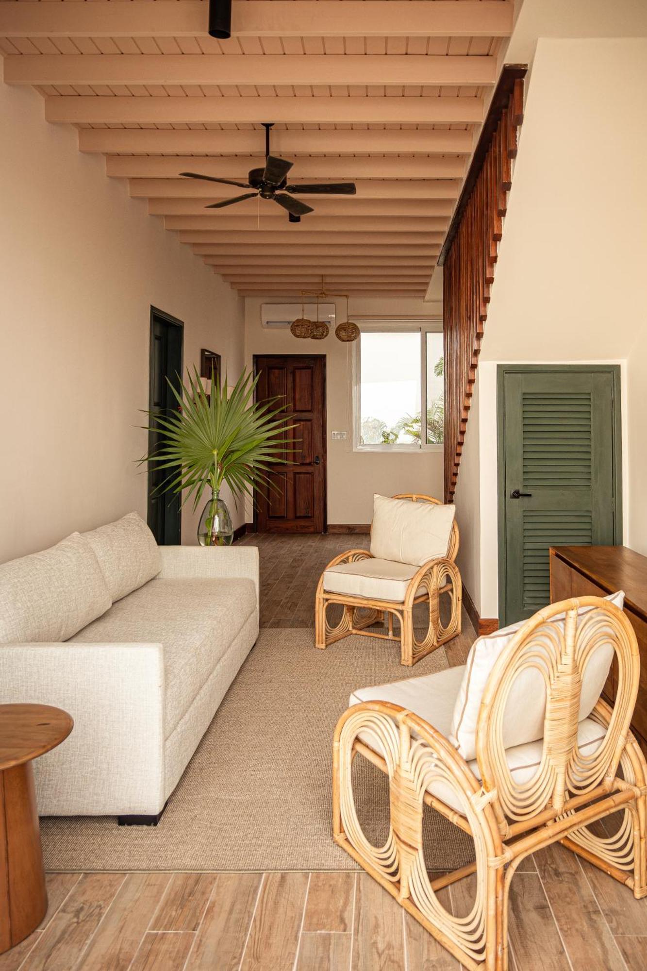 Itz'Ana Resort & Residences Placencia Extérieur photo